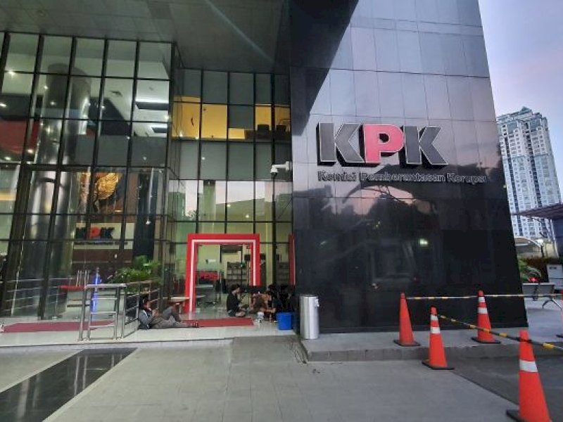 Giliran Bupati Pemalang Anom Widiyantoro Kena OTT KPK
