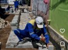 Respons Aduan Warga, Dinas PU Makassar Lakukan Pemasangan Paving Blok di Jl Kerukunan Timur BTP