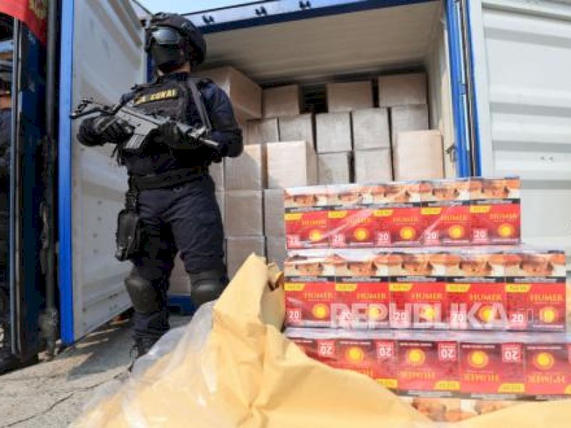 Bea Cukai Gagalkan Penyelundupan 8,9 Juta Batang Rokok Ilegal