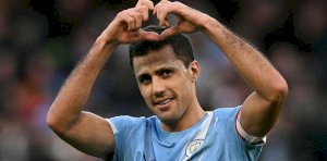 Barcelona Masih Buru Rodri, Siapkan Penawaran Baru