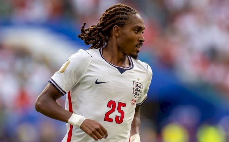 Inter Milan Umumkan Kedatangan Djed Spence, Dikontrak Hingga 2031