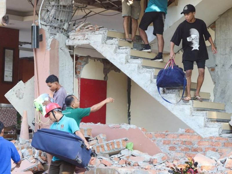 Update Gempa NTT: Korban Tewas Sudah 68 Orang, 213 Luka