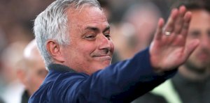 Mourinho Resmi Diperkenalkan Sebagai Pelatih Baru Real Madrid