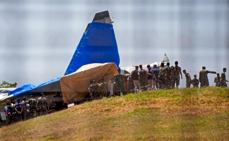 Viral! Penampakan Pesawat Tempur Sukhoi Tergelincir di Bandara Sultan Hasanuddin Makassar 
