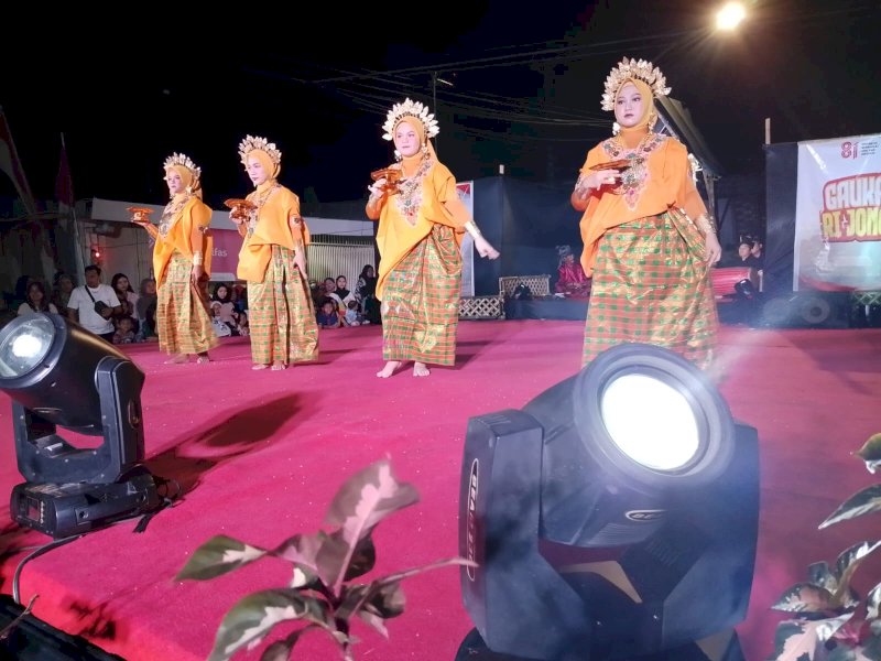 Meriah! Pesta Rakyat HUT ke-81 RI di Jongaya Makassar Bertabur Seniman