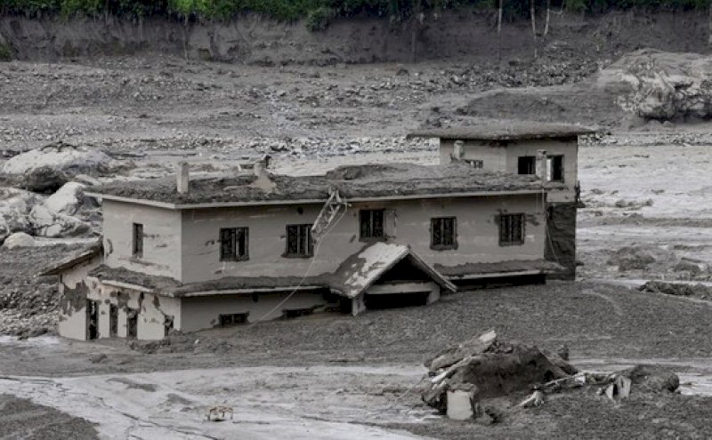 Banjir Bandang Nepal: 3.048 Orang Belum Ditemukan 