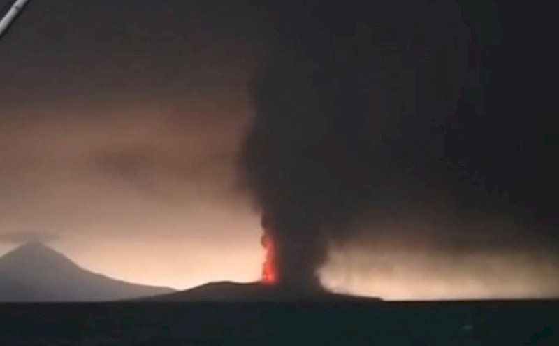 Sebaran Abu Vulkanik Anak Krakatau Kepung Jakarta, 4 Bandara Lumpuh 