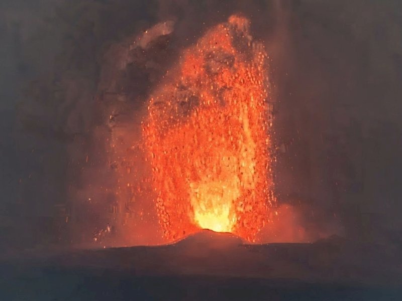 Usai Anak Krakatau Erupsi, 5 Gunung Api juga Dalam Status Siaga