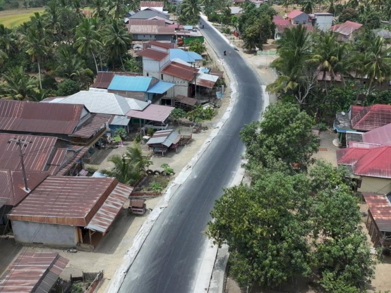 Update Proyek Infrastruktur Sulsel: Ruas Ujung Lamuru-Palattae Bone Dimulai Setelah 4 Tahun Rusak Parah