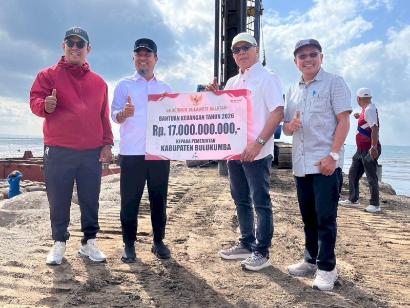 Gubernur Sudirman Gelontorkan Rp17 M, Bantu Infrastruktur-Pertanian Bulukumba