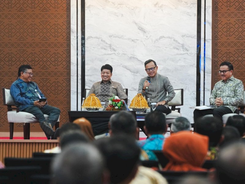 Wamendagri Ungkap Sederet 'PR' Sulsel untuk Dorong Pertumbuhan Ekonomi 