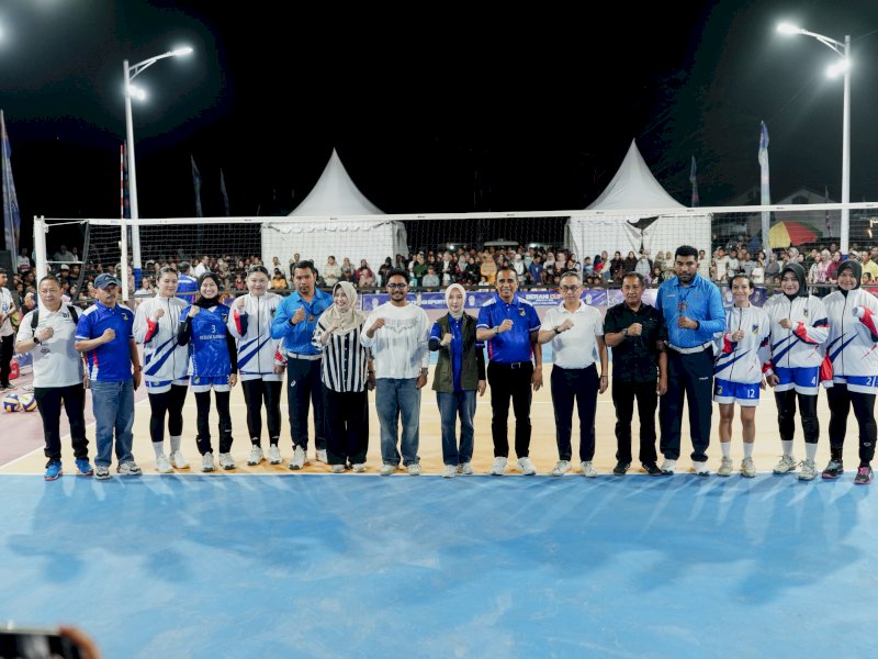 Syarifudin Hafid Buka Berani Cup Volley Ball Putri Morowali, Dorong Lahirnya Talenta Lokal
