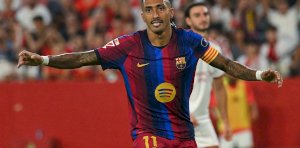 LIGA SPANYOL: Raphinha Hat-trick, Barcelona Gilas Sevilla 3-1