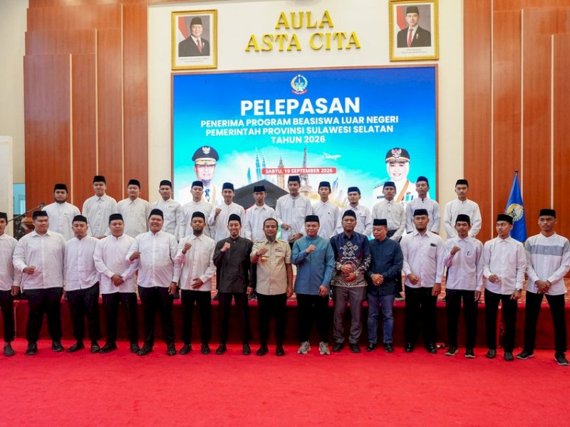 Pesan Gubernur Sudirman Usai Lepas 28 Penerima Beasiswa Luar Negeri