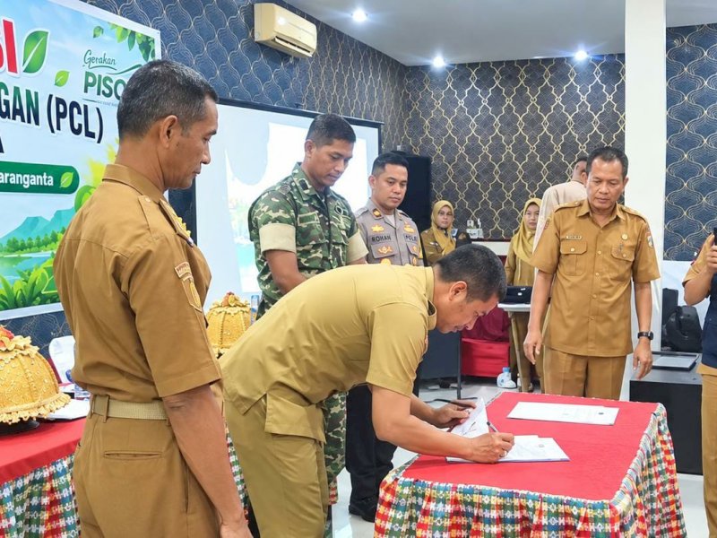 Sosialisasi PCL-PISOTA, DLH Wajo Ajak Kelola Sampah Mulai dari Rumah Tangga 