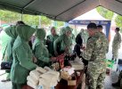 HUT Ke-81 TNI, Kodim Wajo Gelar Bazar Pasar Murah