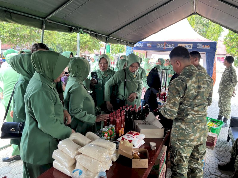 HUT Ke-81 TNI, Kodim Wajo Gelar Bazar Pasar Murah