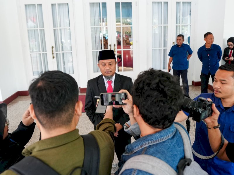 Gubernur Sudirman Tunjuk Andi Winarno Eka Putra sebagai Plh Sekda Sulsel