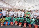 Sudirman Dampingi Zulhas Salurkan Bantuan Pangan 22,5 Ton Beras di Makassar