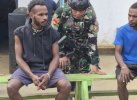 Usai Disergap TNI, 2 Anggota OPM di Maybrat Menyerahkan Diri