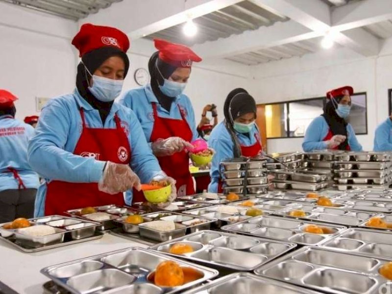 Marak Kasus Keracunan, Komisi IX Minta Dapur MBG tak Penuhi Standar Ditutup