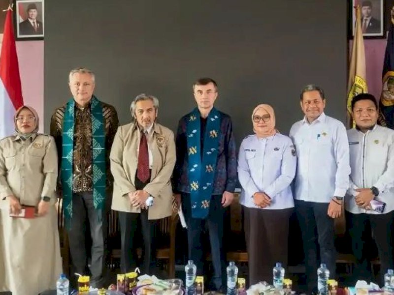 Kedubes Rusia Kunjungi Unazlam Palu, Tawarkan 300 Beasiswa untuk Mahasiswa Indonesia