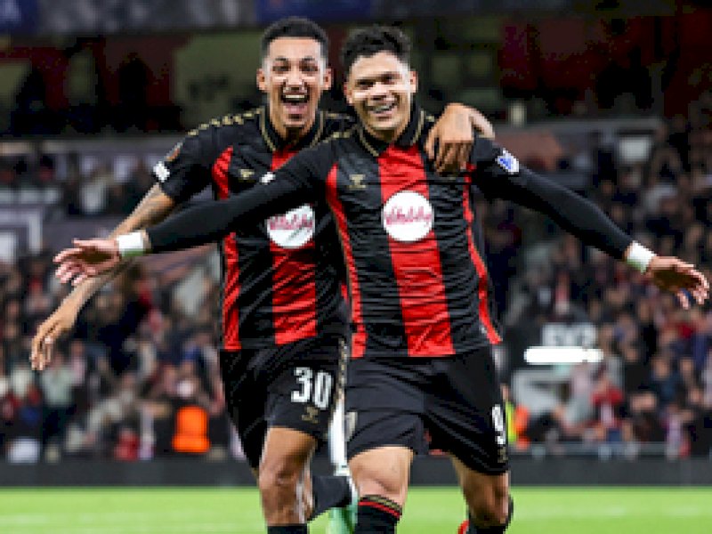 LIGA EUROPA: Juventus Imbang, AC Milan Dibantai Bournemouth 