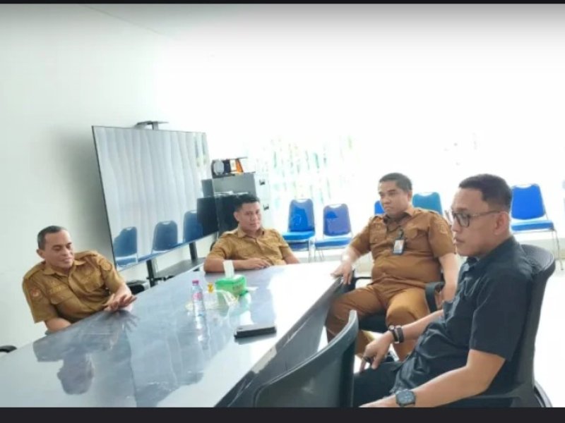 Anggota DPRD Makassar-DPRD Sulbar Sharing Pendampingan Hukum Bagi Warga Miskin