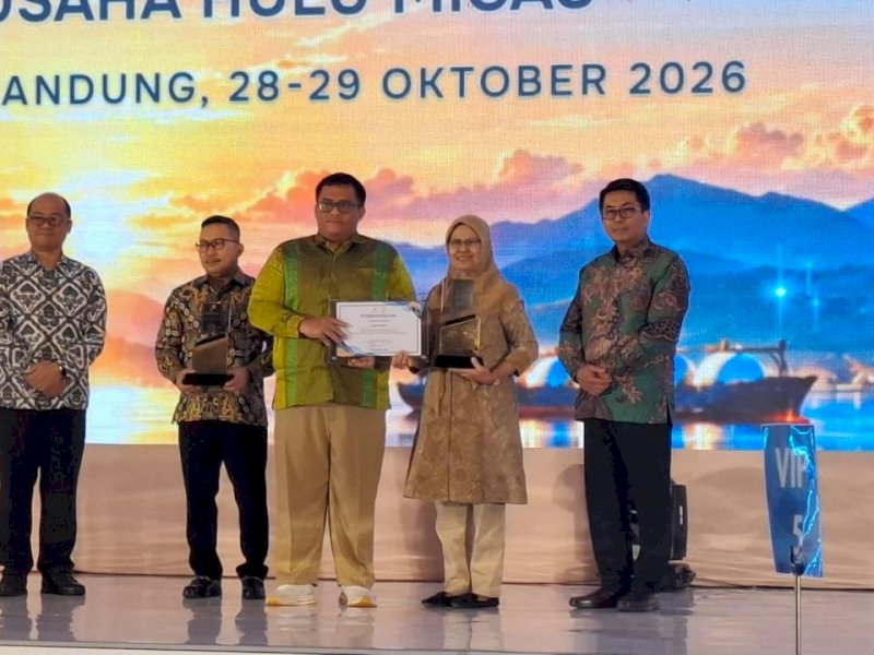 Dukung Eksplorasi Migas, Bupati Wajo Andi Rosman Raih Penghargaan dari SKK Migas 