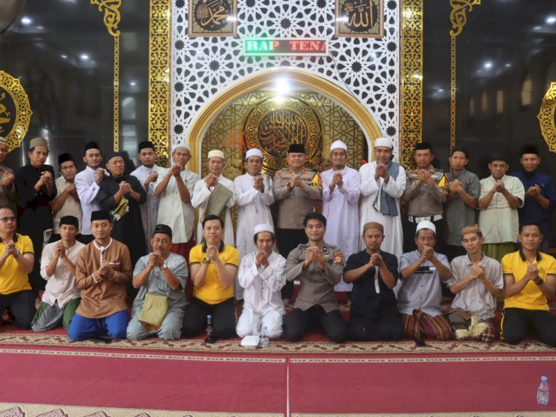 Kunjungi Masjid Al Muttaqin, Kapolres Toraja Utara Sampaikan Pesan Kamtibmas 