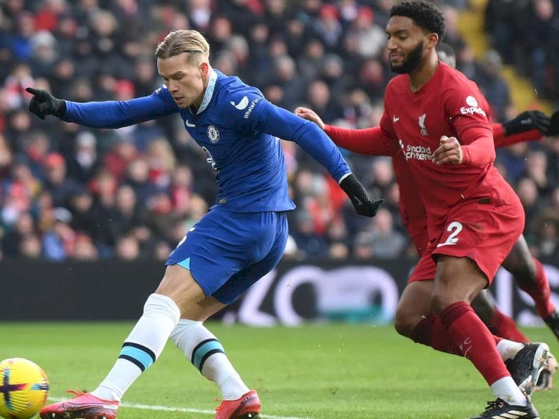 Mykhailo Mudryk tampil menjanjikan bagi Chelsea. (int)