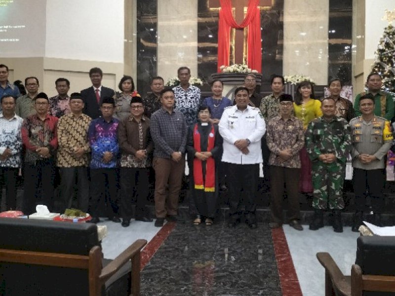 Bupati Maros dan Kakankemenag  Hadiri Natal dan Peresmian Papan Nama Gereja