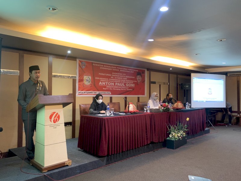 Legislator Anton Paul Goni saat menggelar Sosialisasi Perda.