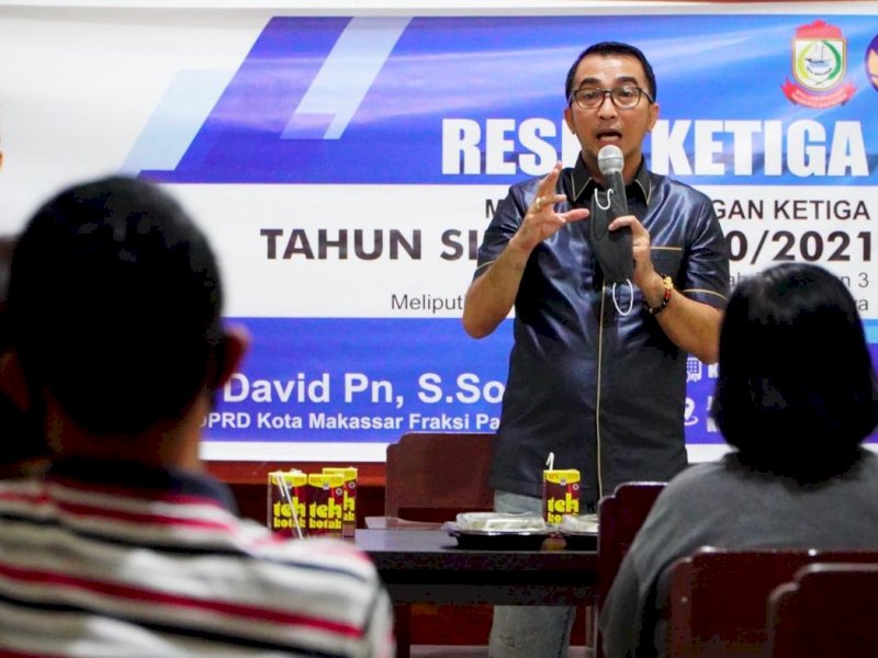 Mario David saat menggelar Reses di Tamalanrea-Biringkanaya.