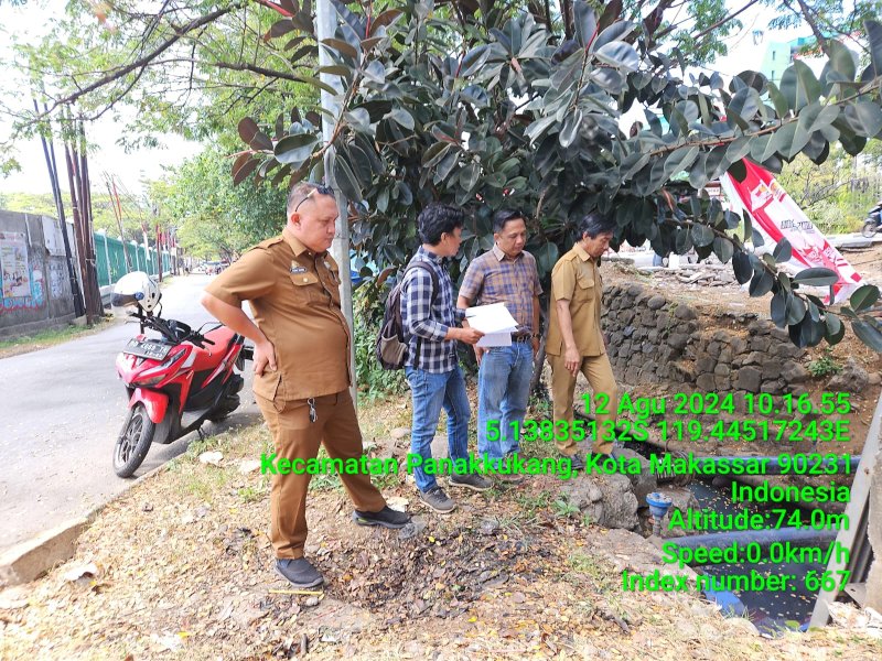 PPTK Satgas Drainase Makassar Tinjau Saluran Drainase di Panakkukang