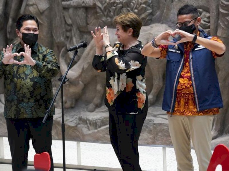 Menteri Badan Usaha Milik Negara (BUMN) Erick Thohir menerima kunjungan Direktur Pelaksana Dana Moneter Internasional (IMF) Kristalina Georgieva di Sarinah Minggu (17/7/2022).