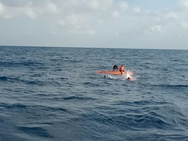 TNI AL Kerahkan 4 KRI Cari 11 ABK yang Tenggelam di Selat Makassar