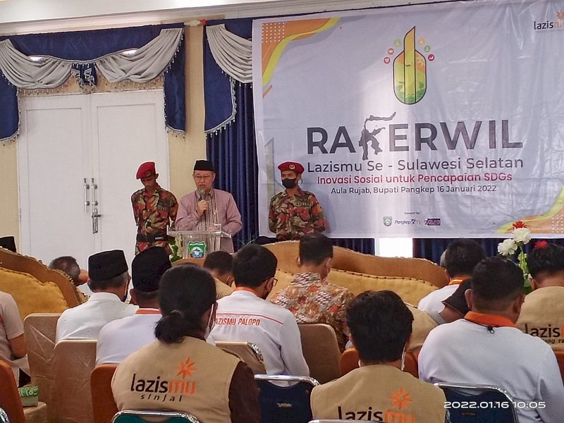 Ketua PW Muhammadiyah Sulsel Prof Ambo Asse memberikan penjelasan terkait Lazismu. (Ist)