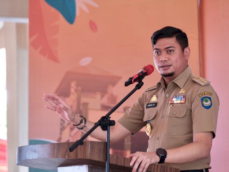 Bupati Gowa Adnan Purichta Ichsan
