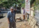Dinas PU Makassar Bersihkan Saluran Sekunder di Kecamatan Mariso