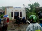 Atap Terlepas, Angin Puting Beliung Rusak Tiga Rumah di Manggala 