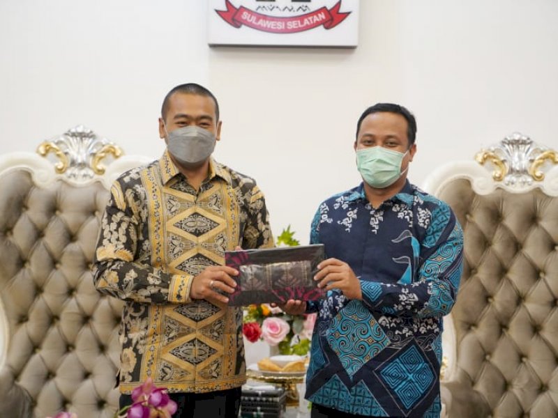 Andi Sudirman Sulaiman saat menerima kunjungan Wagub Sumbar.