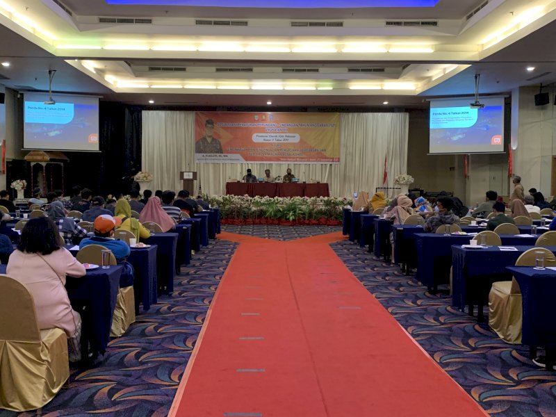 Andi Pahlevi saat menggelar Sosialisasi Perda nomor 4 tahun 2014 di Hotel Horison Makassar.