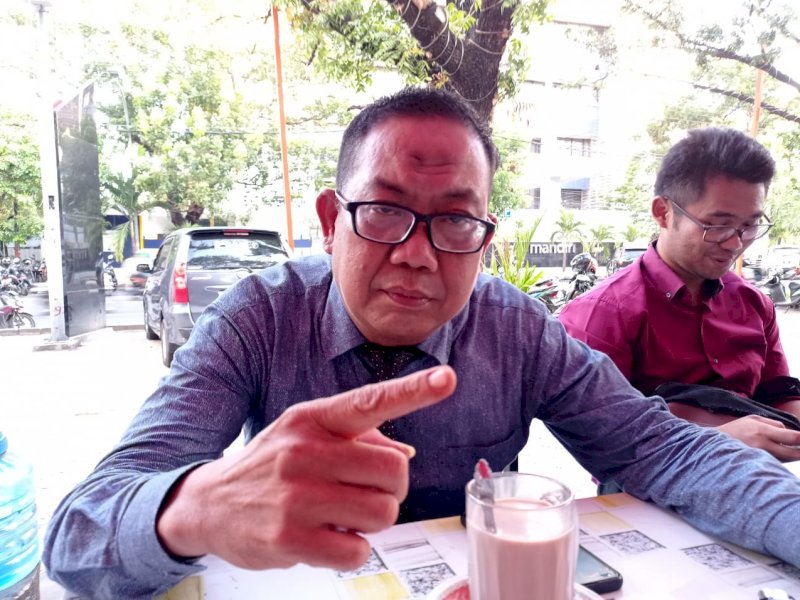 Direktur PUKAT Sulsel Farid Mamma.