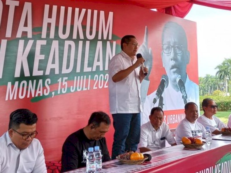 Anas Pidato Berapi-api di Monas: Yang Pernah Berbuat Zalim, Hentikanlah!