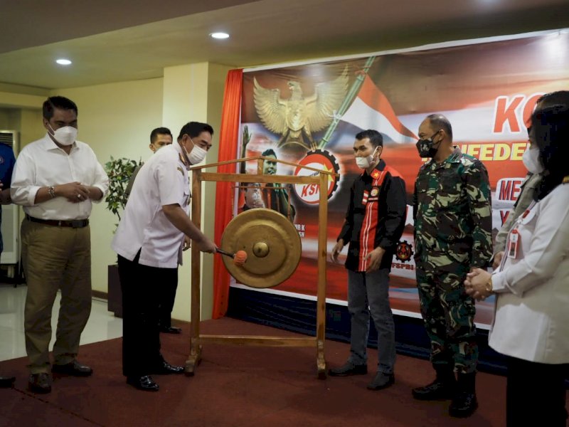 Sekretaris Daerah Provinsi Sulsel, Abdul Hayat Gani, membuka Kongres II Konfederasi Serikat Nusantara (Foto: Ist