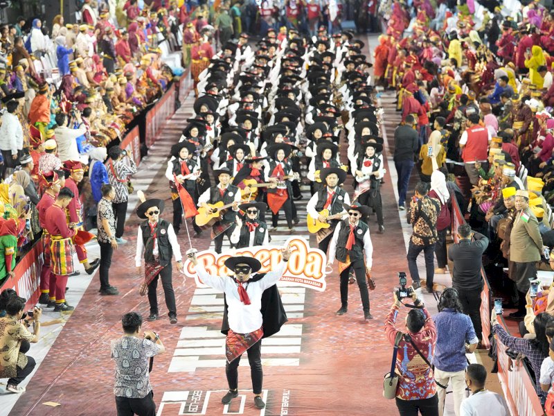 Meriahkan HUT Ke-416 Kota Makassar, Bapenda Gelar Karnaval Budaya&nbsp; 