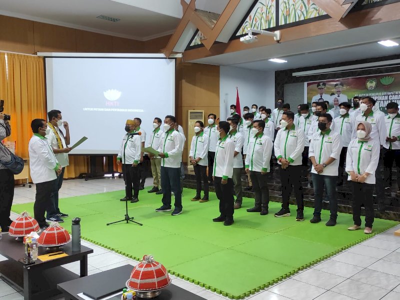 Pengurus Pemuda Tani HKTI Gowa dikukuhkan, Sabtu (30/10/2021).