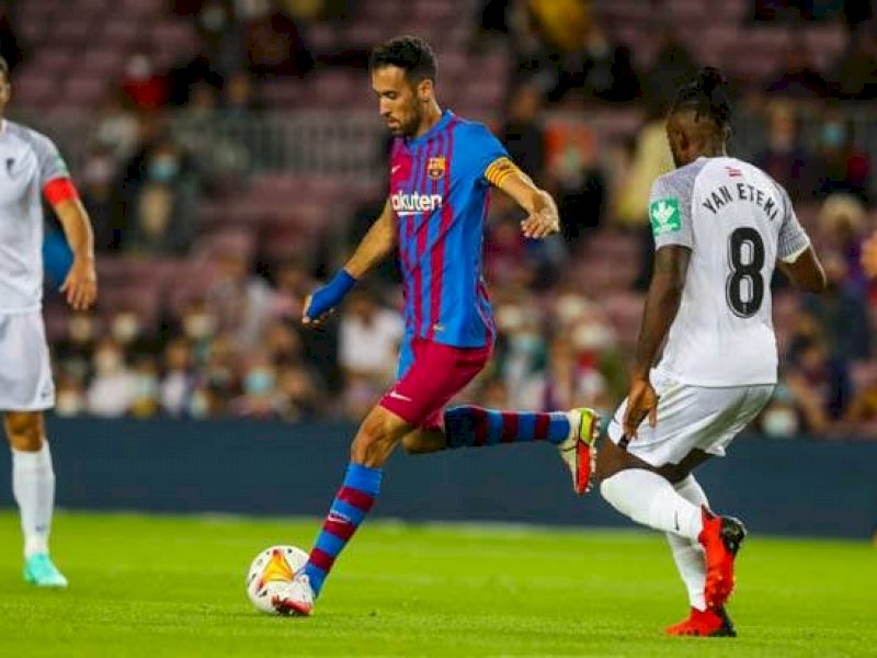 Barcelona ditahan Granada di Camp Nou dinihari tadi. 