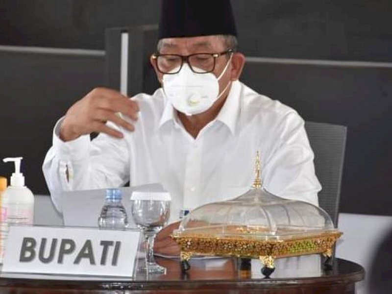 Bupati Maluku Tenggara, Muhammad Thaher Hanubun.
